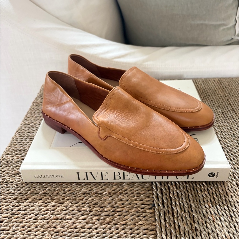 Vince Camuto Tan Leather Loafers Sz 9.5 NEW